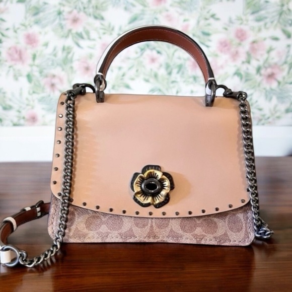 Coach Parker Top Handle In Signature Canvas with beautiful rose closure - Picture 11 of 17